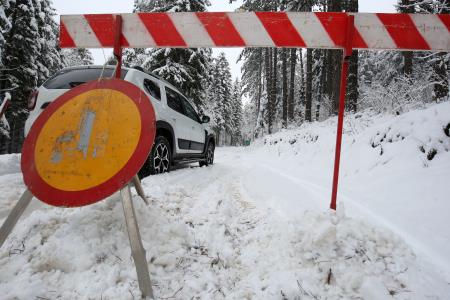 ZAPORA CESTE NA SLIVNICO 04 FOTO LJUBO VUKELIČ